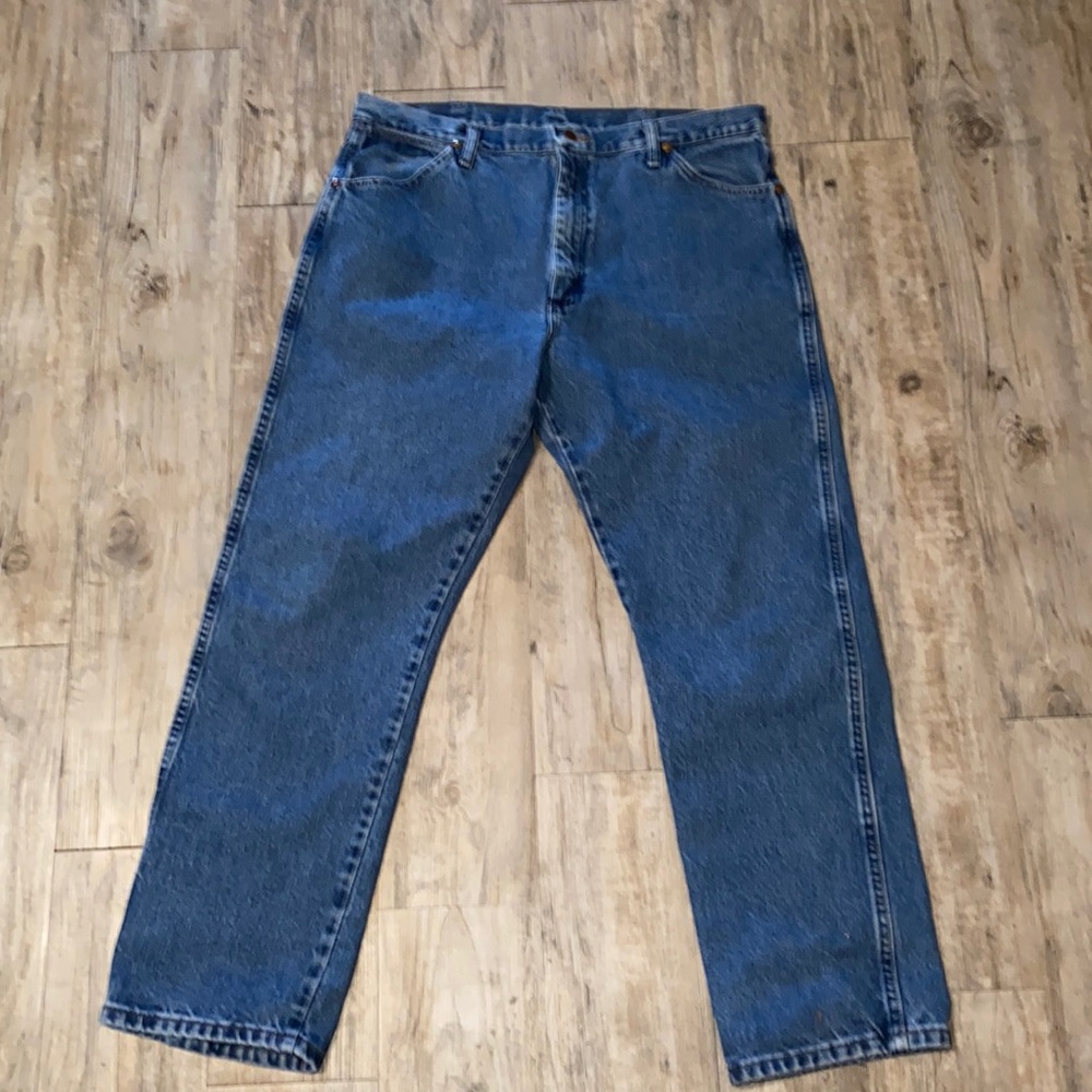 Wrangler 38” X 30” mens jeans.